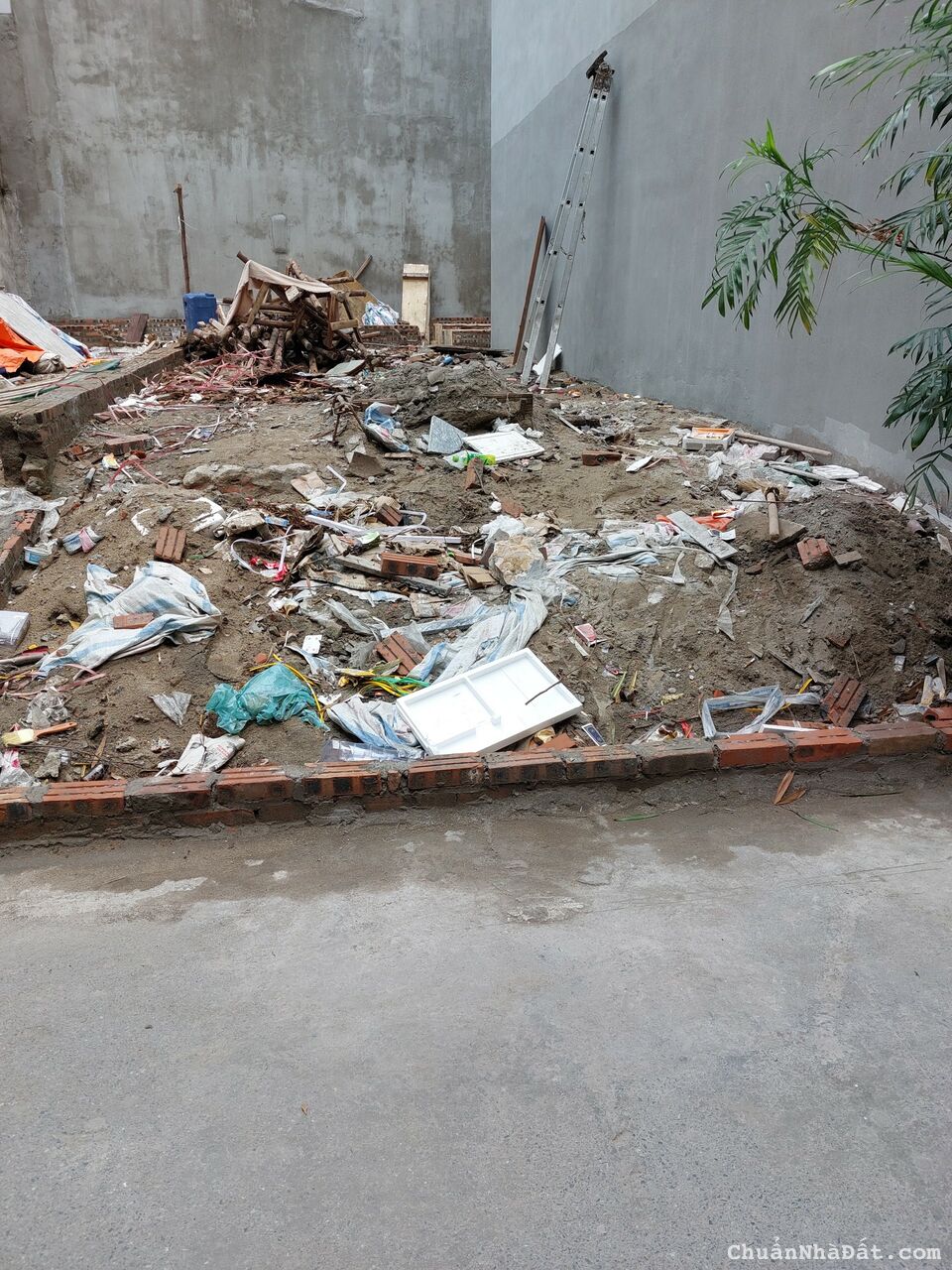 Bán Mảnh Đất Việt Hưng, Long Biên 41m2 giá 2,7 tỷ (Ô tô đỗ cửa)