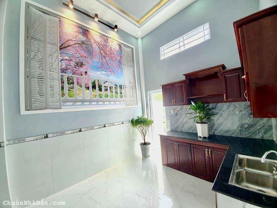 Do chuyển về Vĩnh Long nên chính chủ cần bán gấp nhà ở trung tâm Hậu Giang.