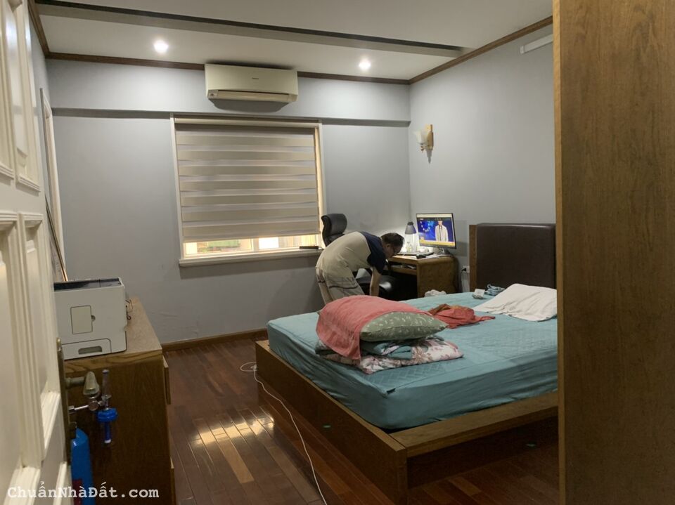 HOT HOT ! Bán căn hộ 101 Láng Hạ 162m căn góc 3 p.ngủ giá sốc 5.9 tỷ