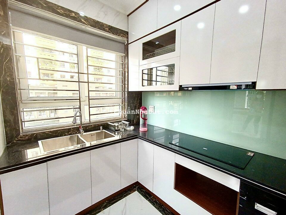 Bán căn hộ chung cư E3A Vũ Phạm Hàm 80m căn góc 2 p.ngủ giá 2.9 tỷ