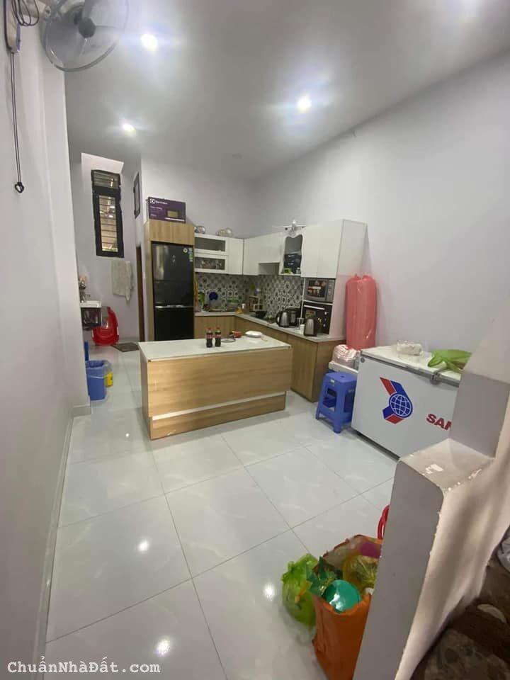 Chính chủ bán căn nhà 79m2, Lê Văn Sỹ, Phú Nhuận, giá 1tỷ 9, sổ hồng sẵn, đường rộng