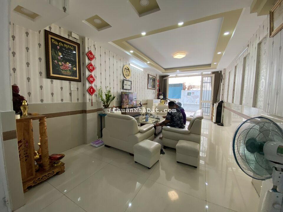 HXH sang trọng Phan Đăng Lưu, PN. DT 4x15(60m2), sẵn 5 tầng - TN 60tr - Giá 12.5 tỷ 0936073178 HXH sang trọng Phan Đăng Lưu, PN. DT 4x15(60m2), sẵn 5 tầng - TN 60tr - Giá 12.5 tỷ 0936073178