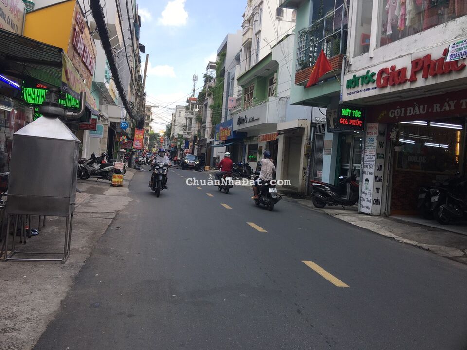 Cho thuê nhà nguyên căn MT Vũ Huy Tấn, BT - 4x15(sàn 200m2) - 5 tầng - Giá 40 triệu/tháng