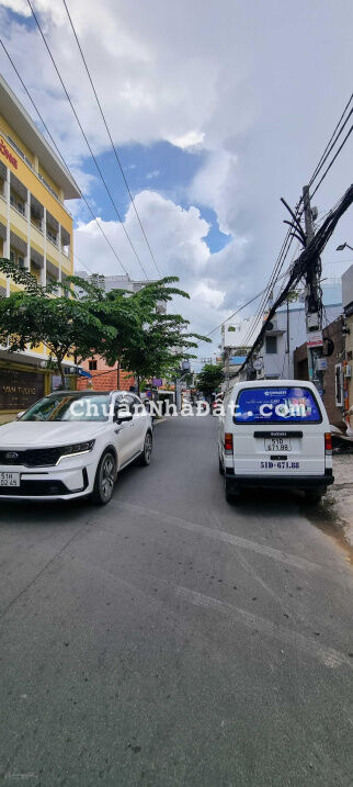 Bán Villa 3MT Hồ Biểu Chánh, P11, PN. DT 21x16m (336,3m2), 2 lầu, ST. LH 0913285582