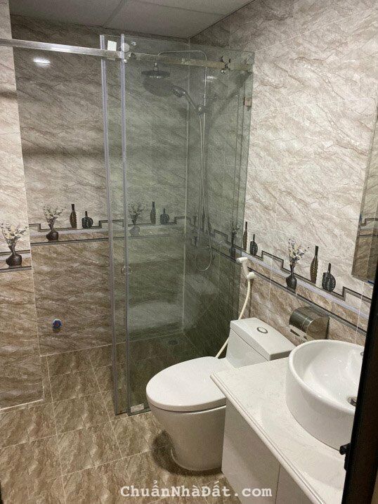 Bán Tòa Nhà 2MT Huỳnh Văn Bánh Q.Phú Nhuận.DT:7x17, 5 tầng HĐT:65tr/tháng.Giá 23,5 tỷ