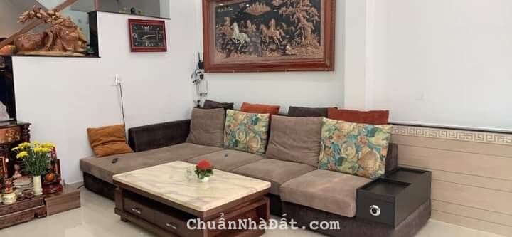 Bán nhà 4 tầng MT ĐỖ QUANG - 55m2 - 8.9 tỷ