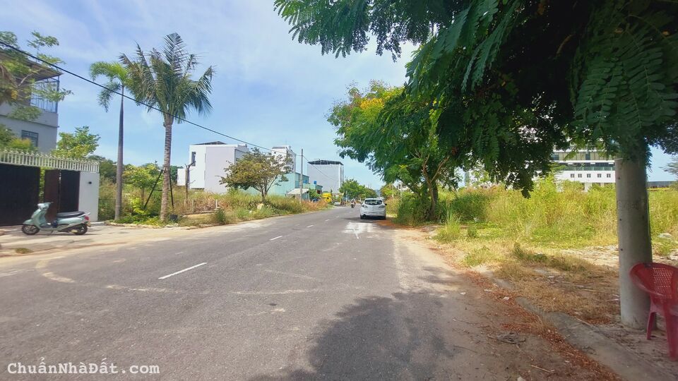 Bán lô biệt thự Nguyễn Đình Hoàn (10m5) - khu Habour Ville - 228m2