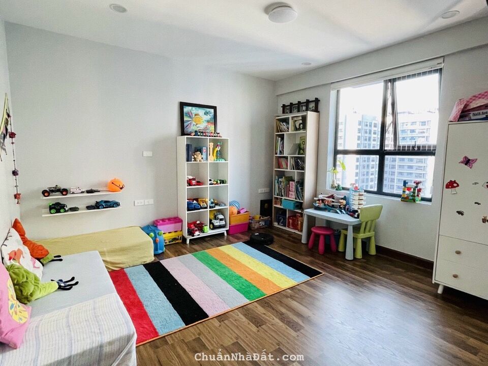 Bán căn hộ tại chung cư CLand Lê Đức Thọ, 153m2, 3PN +2WC, Giá chỉ 29 triệu/m2. Full NT