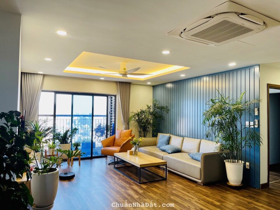 Bán căn hộ tại chung cư CLand Lê Đức Thọ, 153m2, 3PN +2WC, Giá chỉ 29 triệu/m2. Full NT