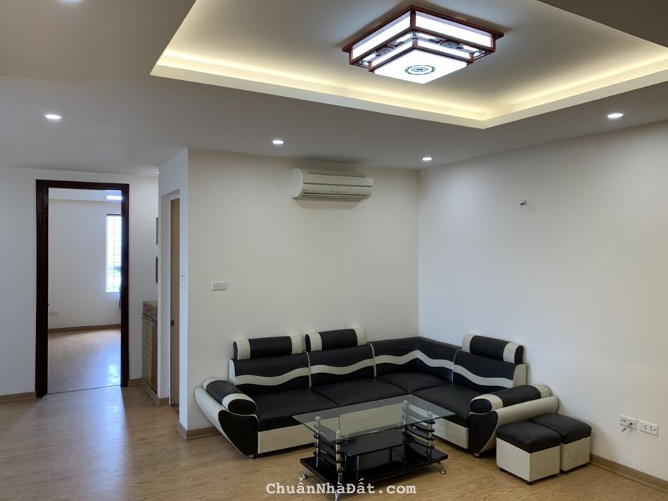 Chính chủ bán căn hộ tại Nam Trung Yên, Cầu Giấy. Dt 65m2, 2 PN +2 VS. Giá 2,3 tỷ. Có Thương lượng