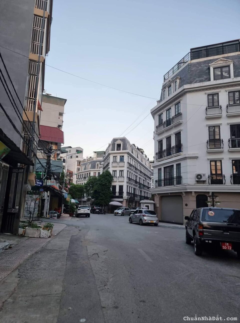 Bán nhà riêng Đình Thôn, Mỹ Đình 1. DT 66m2, nhà 4 tầng, mặt tiền 5m, giá 6,6 tỷ, có thương lượng.