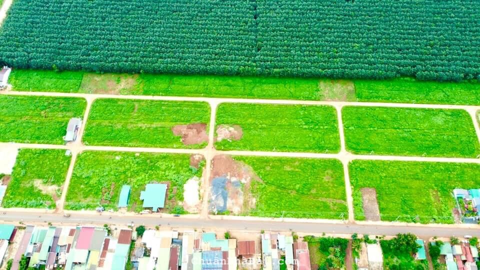 Đất Nền Chỉ 899Tr/Lô Nằm Ngay Trung Tâm Của ĐăkLăk Sổ Đỏ Thổ Cư 100%. Liên Hệ 0901939753 Đất Nền Chỉ 899Tr/Lô Nằm Ngay Trung Tâm Của ĐăkLăk Sổ Đỏ Thổ Cư 100%. Liên Hệ 0901939753