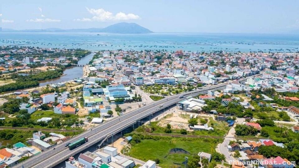 Cần Bán Nhanh Cặp Lô Góc Full Thổ Cư, Sổ Đỏ Sẵn Nằm Trong Đặc Khu KT Bắc Vân Phong