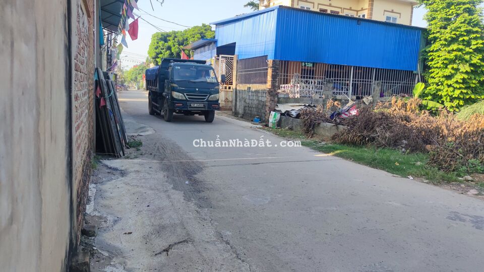 LÔ ĐẤT ĐẤU GIÁ - ĐÔNG SƠN CHƯƠNG MỸ - ĐƯỜNG TRƯỚC ĐẤT RỘNG - Ô TÔ TRÁNH    