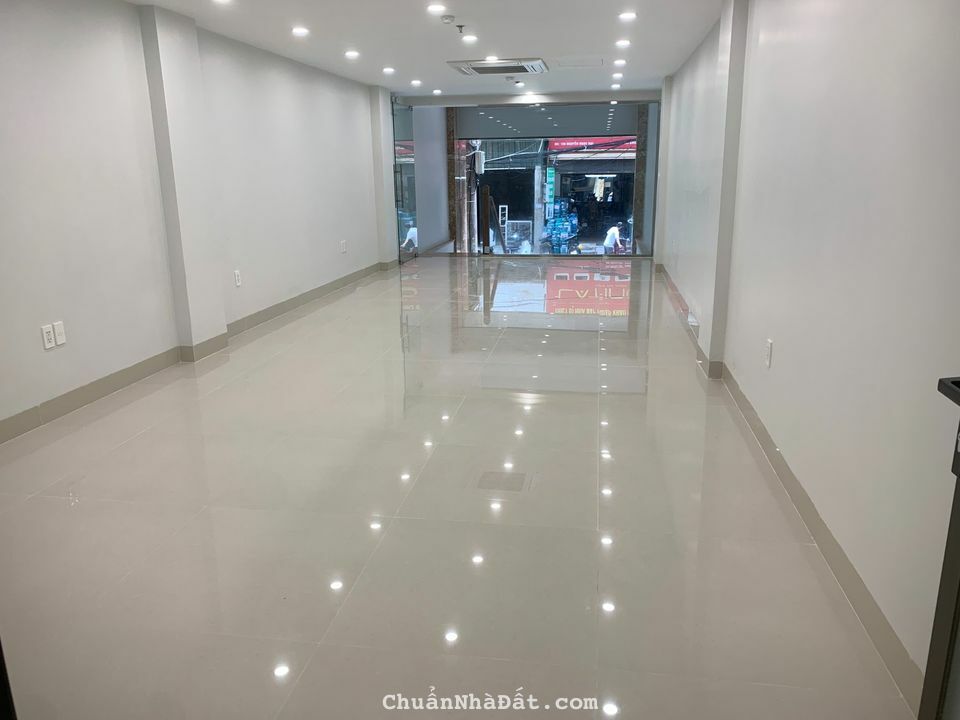 Cho thuê văn phòng,mbkd 130m2 ở Xã Đàn, Giá thuê cực tốt 30tr. Mặt bằng cực đẹp ví trí đắc địa Cho thuê văn phòng,mbkd 130m2 ở Xã Đàn, Giá thuê cực tốt 30tr. Mặt bằng cực đẹp ví trí đắc địa