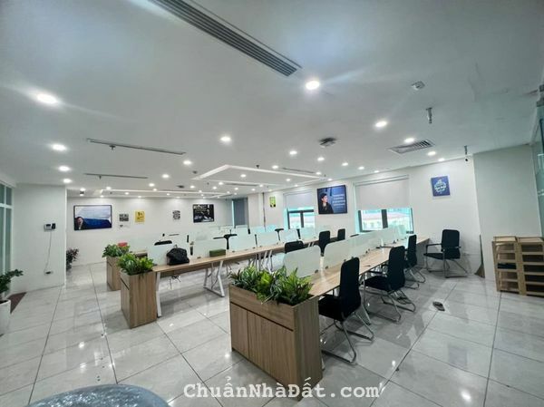 Chào thuê 115m2 sàn VP, MBKD Nguyễn Huy Tưởng, sẵn bàn giao, giá hợp lý