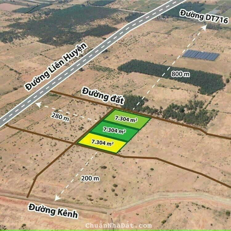 Sổ hoa hậu 3 mặt tiền đường liền kề liên huyện kênh nước đang đổ nhựa và trong khu Farm dưa lưới ! 