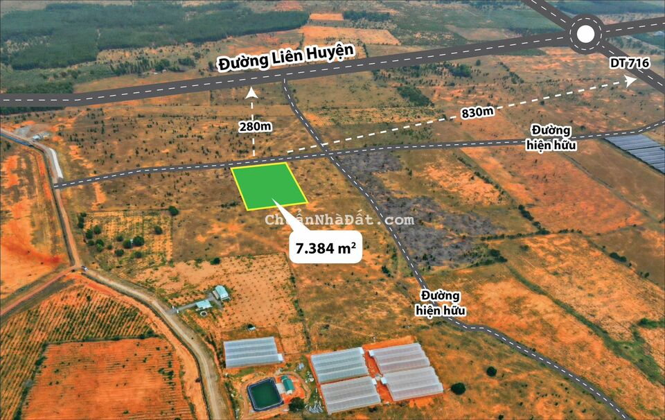 Sổ hoa hậu 3 mặt tiền đường liền kề liên huyện kênh nước đang đổ nhựa và trong khu Farm dưa lưới ! 