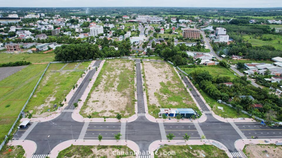 ĐẤT - KHU DÂN CƯ - THÀNH PHỐ TÂY NINH