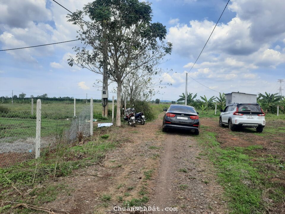 Cần bán nhanh hạ giá 200 triệu còn 680 tr/sào. Sổ hồng công chứng ngay. Cần bán nhanh hạ giá 200 triệu còn 680 tr/sào. Sổ hồng công chứng ngay.