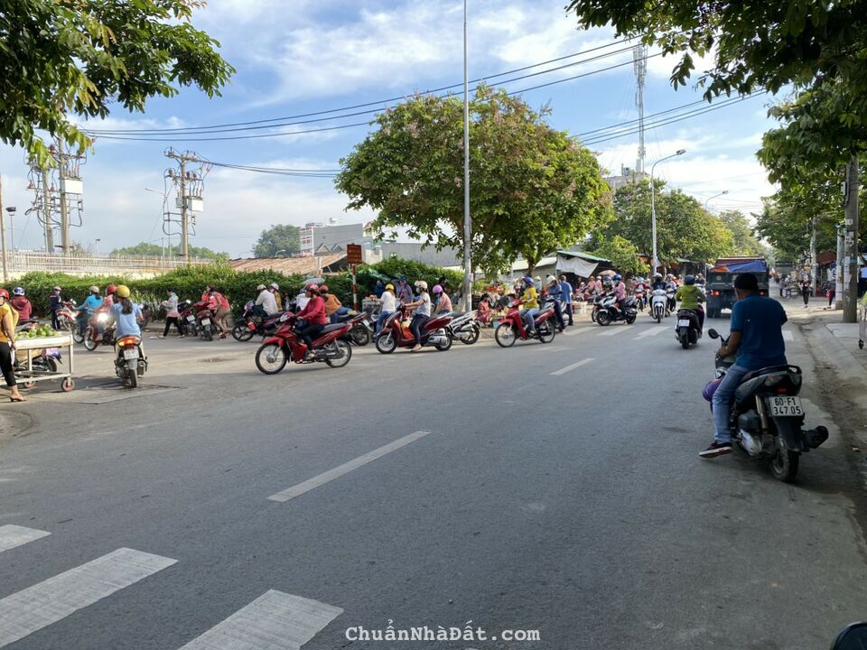 Cần tiền kinh doanh bán nhanh lô đất thổ cư mặt tiền đường nhựa ôtô tải, gần KCN, chỉ hơn 3tr/m