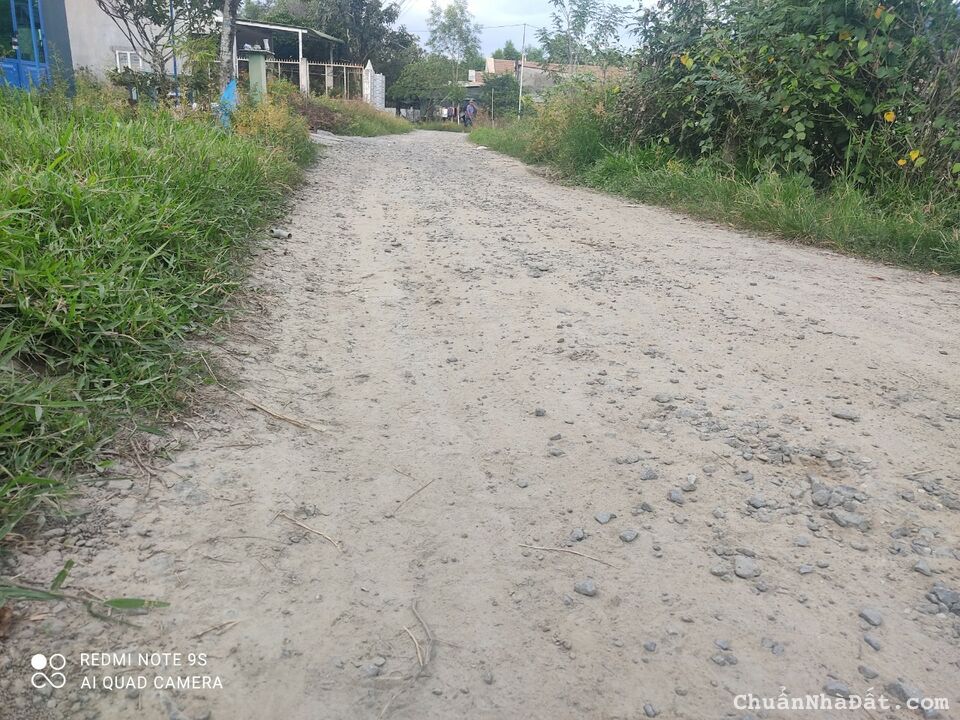 Bán đất 1006m2 mặt tiền 25m ngay KDC Ấp Suối Son, gần chợ Phú Túc, sổ hồng riêng đường ô tô đến đất