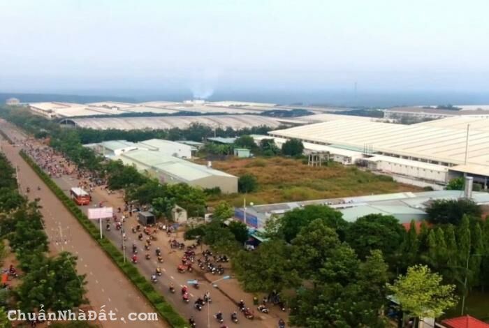 Chính chủ bán nhanh lô đất thổ cư gần Quốc lộ 14, KCN Đồng Phú, sổ hồng riêng, đường ô tô