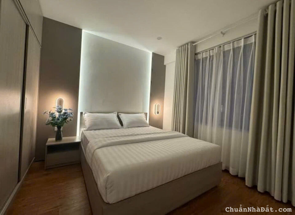 Bán căn hộ tòa CT1-2 Mễ Trì Hạ  86m - 3N2VS, lô góc, nhà đẹp, tặng nội thất giá 5.65 tỷ