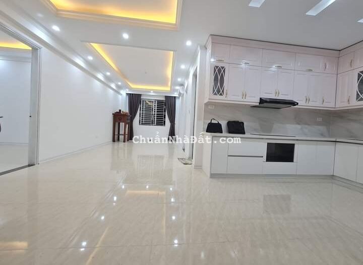 Chung cư Trần Quý Kiên Cầu Giấy, tầng trung, lô góc, nhà đẹp 80m nhỉnh 3 tỷ