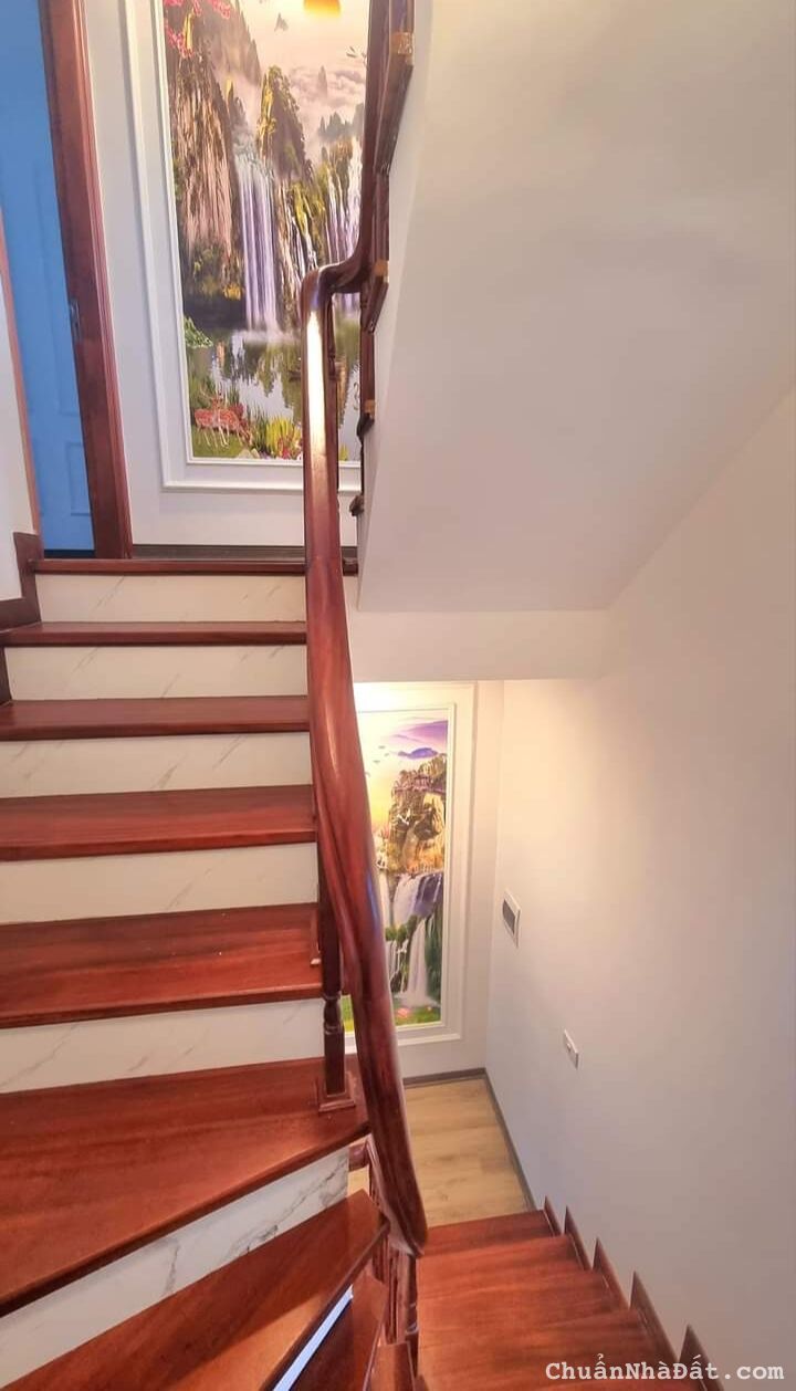 Nhà đẹp 5t, Mt 4.2m ngõ 132 Cầu Giấy Quan Hoa giá 4.95 tỷ 0343564283