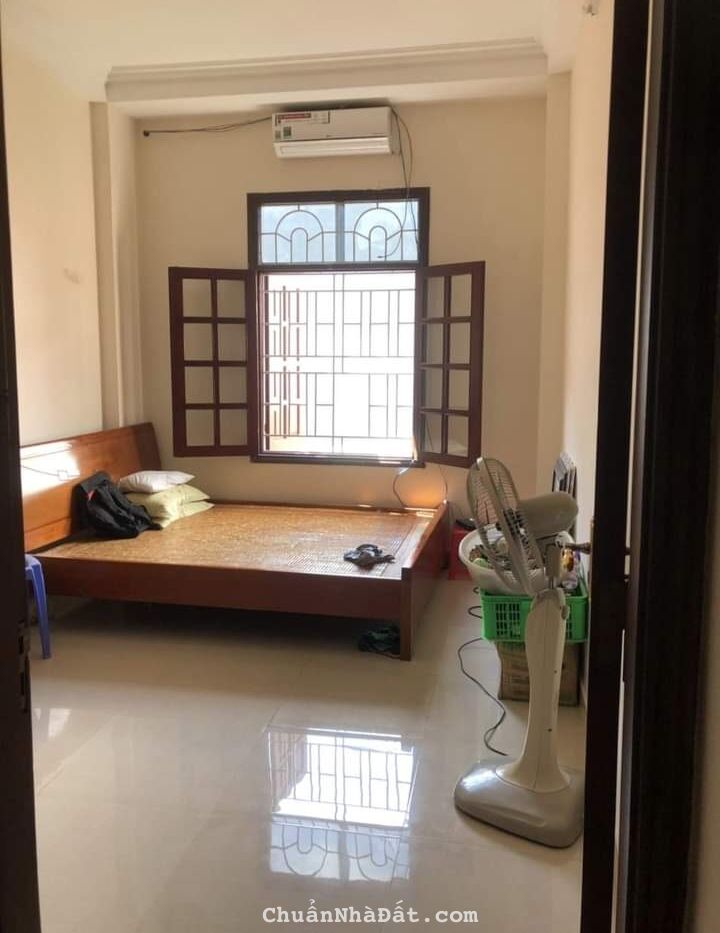 Nhà đẹp 5t dân xây 2 thoáng, ở ngay Hồ Tùng Mậu Cầu Giấy 4.5 tỷ 0343564283