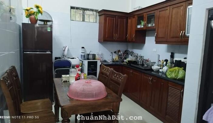Nhà đẹp 5t dân xây 2 thoáng, ở ngay Hồ Tùng Mậu Cầu Giấy 4.5 tỷ 0343564283