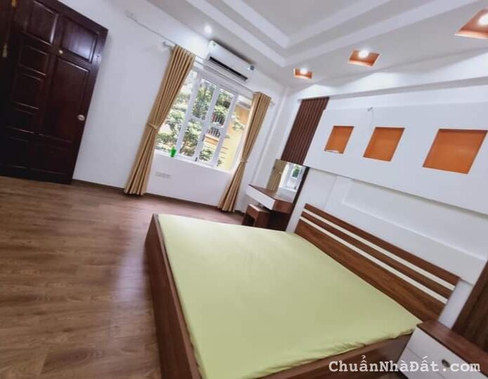 Bán nhà riêng Trần Thái Tông Cầu Giấy 36m x 5T giá 7.8 tỷ - lô góc, ngõ thông, KD online