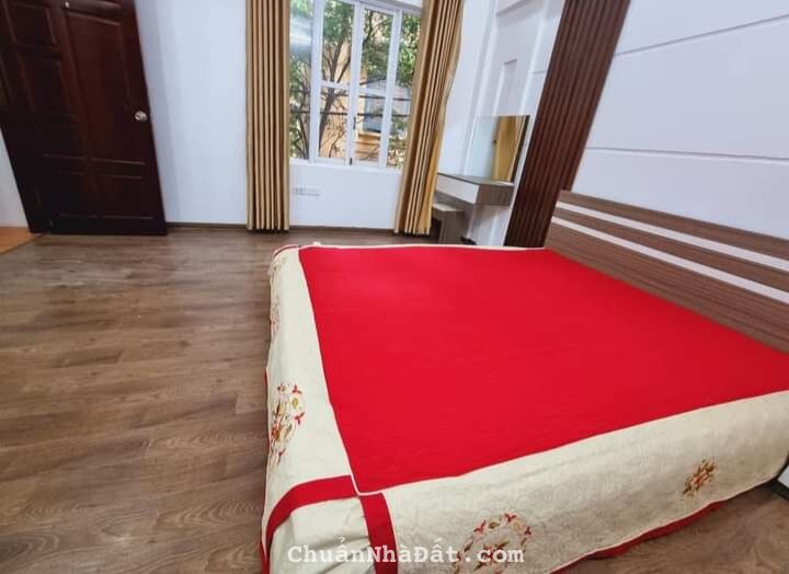 Bán nhà riêng Trần Thái Tông Cầu Giấy 36m x 5T giá 7.8 tỷ - lô góc, ngõ thông, KD online