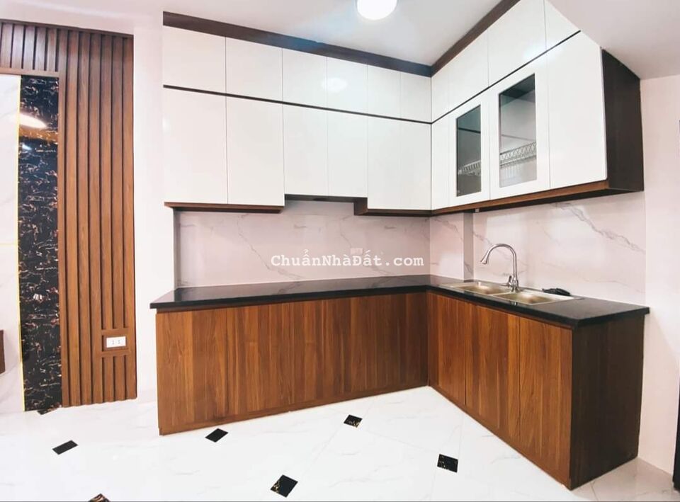 Bán nhà quận Cầu Giấy, ngõ 85 Xuân Thủy 4.3 tỷ, 5T, Nhà MỚI tinh, an sinh đẳng cấp