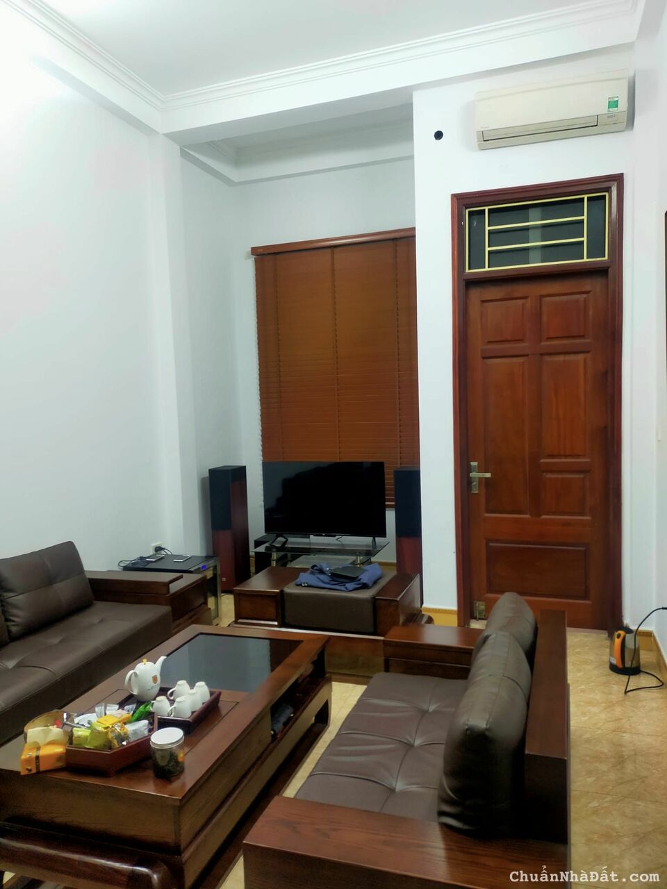 Bán nhà Mai Dịch Ngõ thông ô tô kinh doanh 46m2 giá 7 tỷ 9 TL