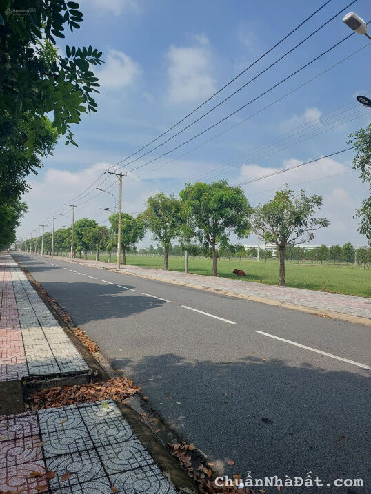 Cần bán đất nền cách chợ Bình Chánh 5p di chuyển FULL THỔ CƯ 100% Cần bán đất nền cách chợ Bình Chánh 5p di chuyển FULL THỔ CƯ 100%