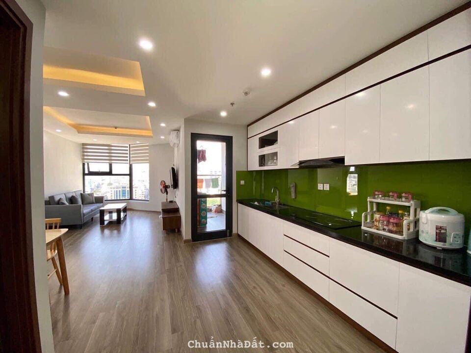 Thuê căn góc HUD Building Nguyễn Thiện Thuật với giá rẻ nhất thị trường