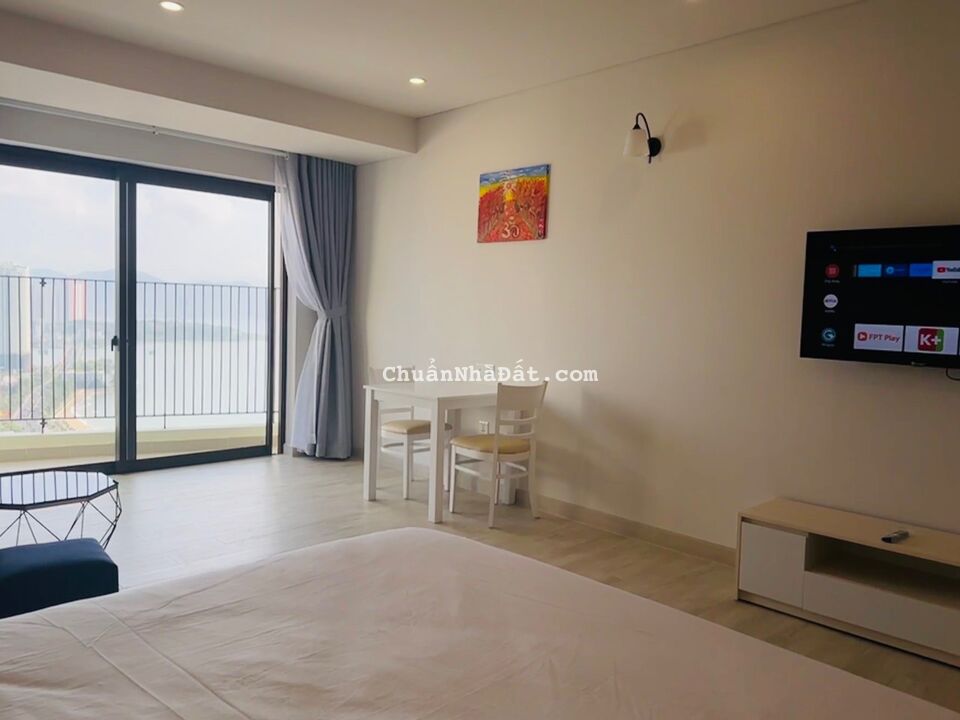 Chính chủ cho thuê căn hộ studio Gold Coast view biển cực đẹp