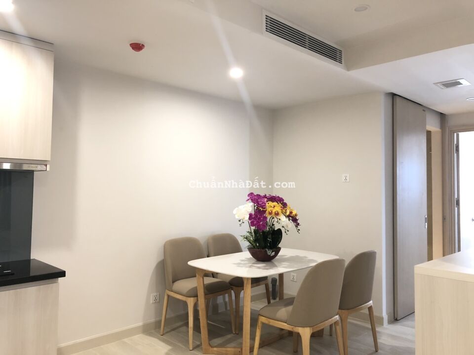Căn hộ 2PN Gold Coast, full nội thất mới, ban công đông nam, chỉ 18 triệu/tháng