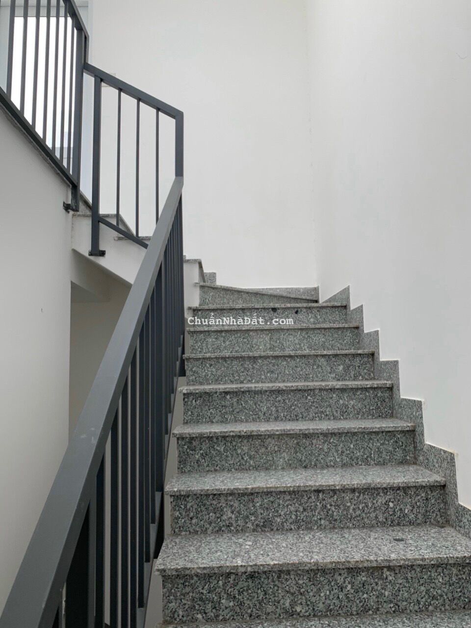 Cho thuê nhà nguyên căn KĐT Hà Quang 1, chỉ 9 triệu/tháng Cho thuê nhà nguyên căn KĐT Hà Quang 1, chỉ 9 triệu/tháng