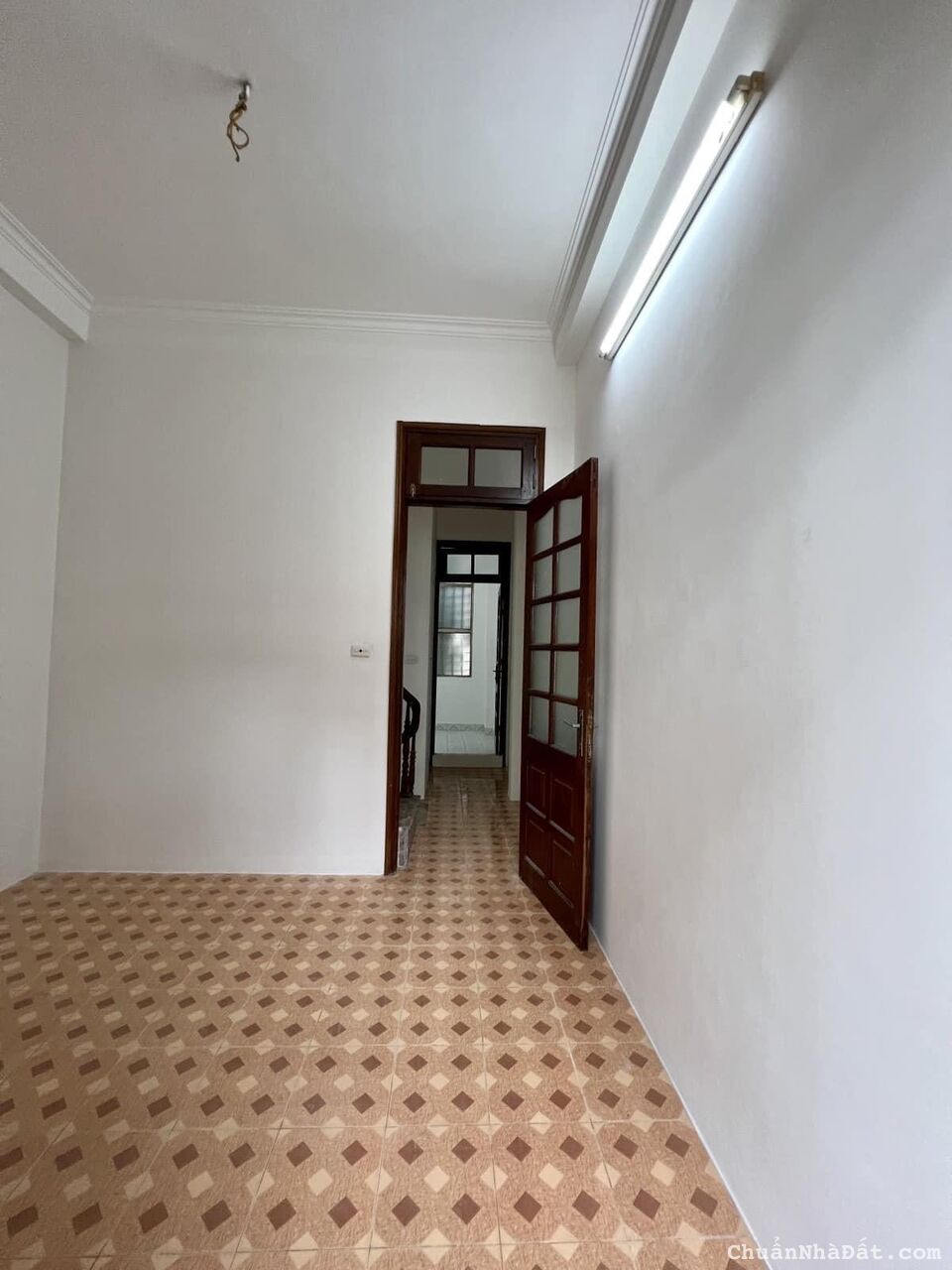 BÁN NHÀ DOÃN KẾ THIỆN 40M2-OTO TRÁNH-VỈA HÈ-KINH DOANH-GIÁ 7.65 TỶ