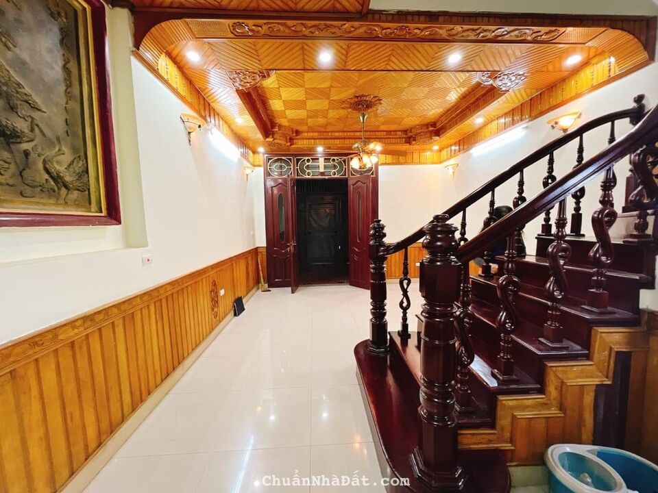 BÁN NHÀ CẦU GIẤY 57M2-LÔ GÓC-OTO-NGÕ THÔNG