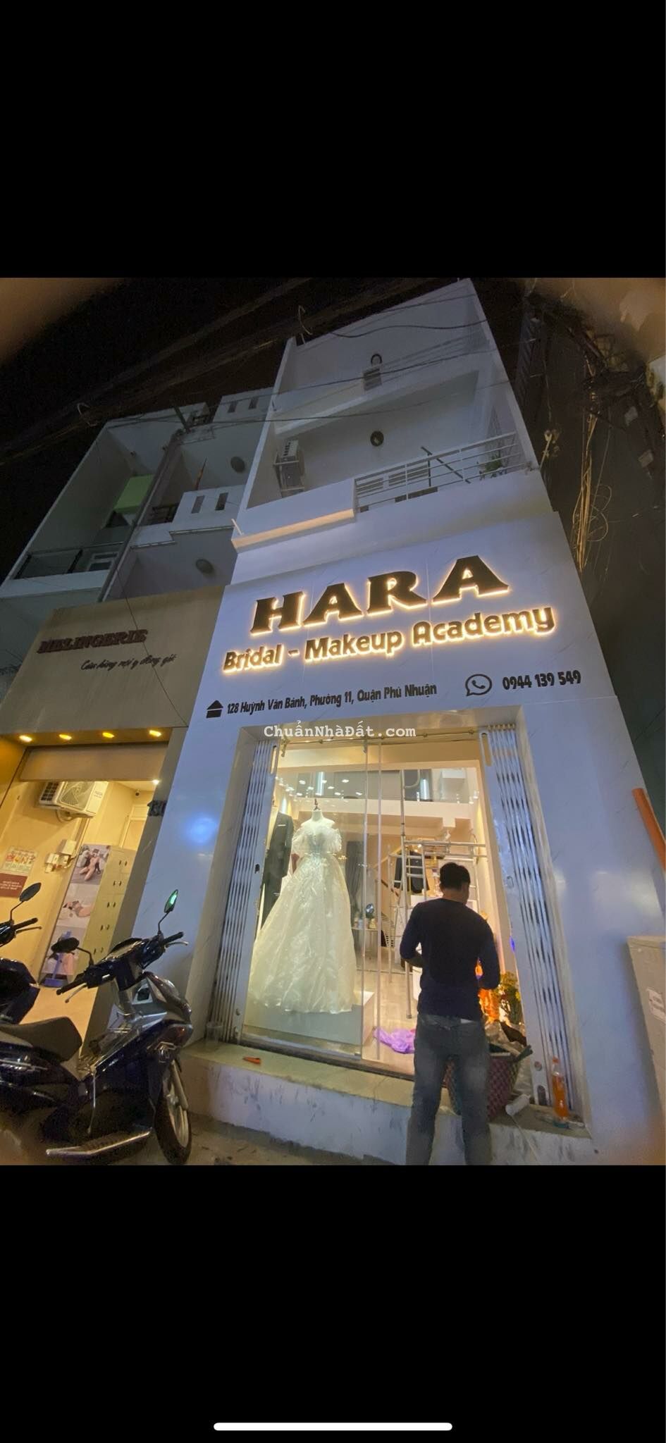 Cần Sang Gấp Nhà Số 128 Huỳnh Văn Bánh P11 Phú Nhuận,Ngang 4Mx10M,1 Trệt 3 Lầu 3PN 2WC