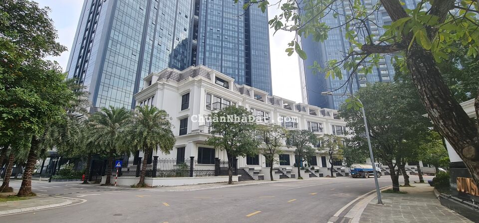 Chính chủ bán suất ngoại giao biệt thự shopvilla Sunshine City đẹp nhất toàn khu Chính chủ bán suất ngoại giao biệt thự shopvilla Sunshine City đẹp nhất toàn khu