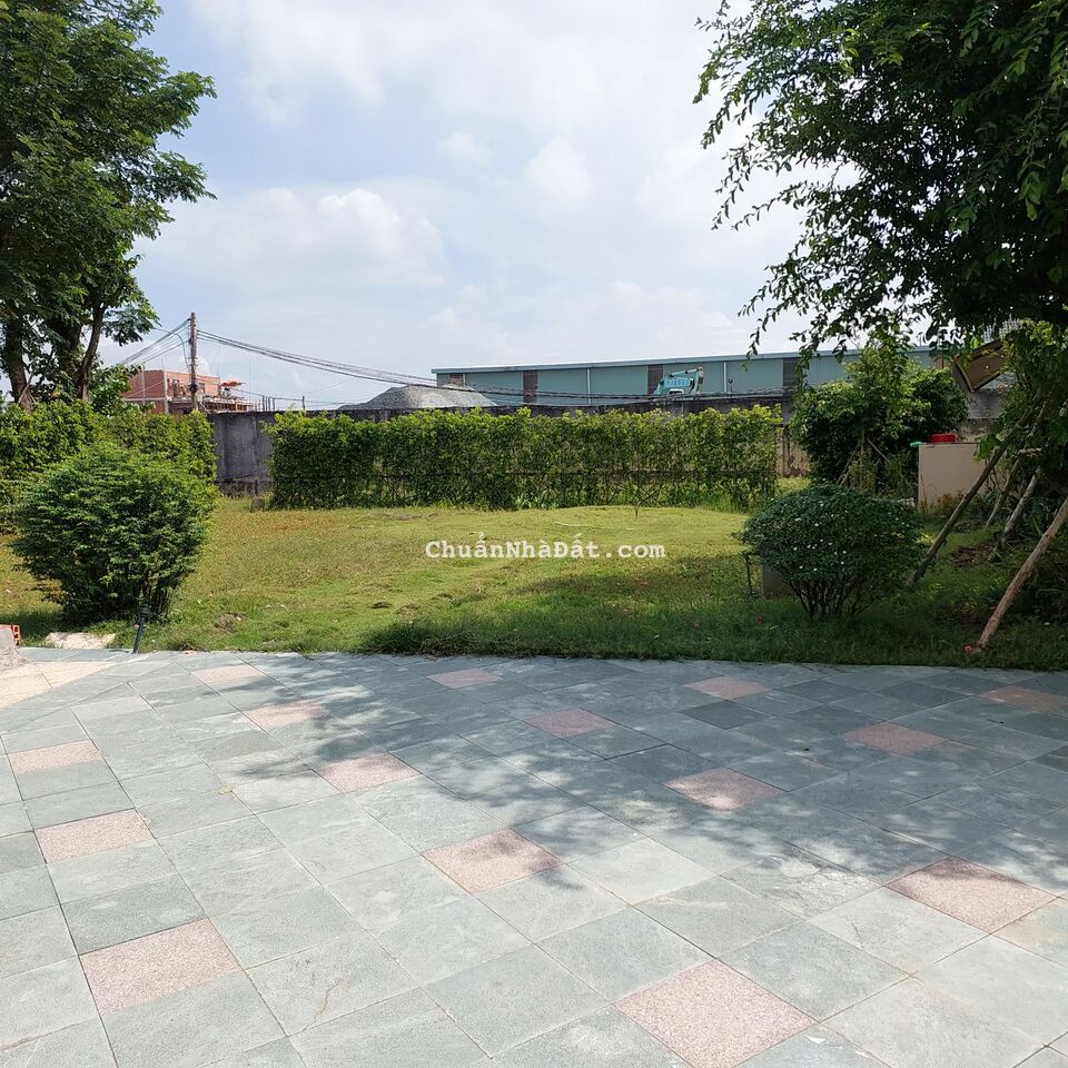 Hot Hot. Bán Gấp 108m2 Đất Full Thổ Cư, Đường 835B, Cần Giuộc. Shr, Giá Chỉ 1,5 Tỷ