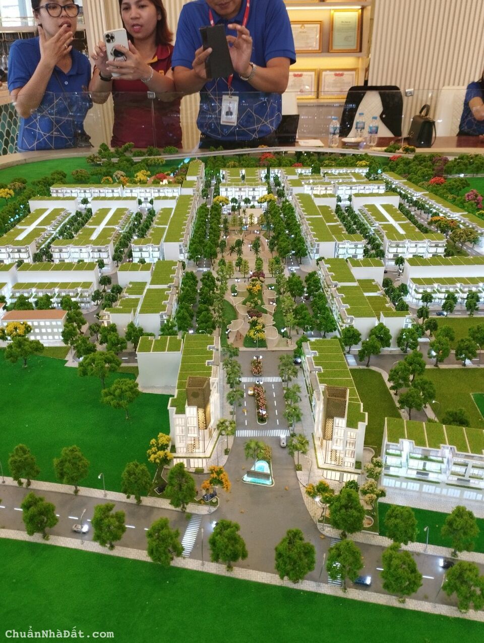 Bán đất nền DỰ ÁN LUMINA chỉ từ 25 TRIỆU/M2 - GẦN CHỢ BÌNH CHÁNH, ĐINH ĐỨC THIỆN, QL1A Bán đất nền DỰ ÁN LUMINA chỉ từ 25 TRIỆU/M2 - GẦN CHỢ BÌNH CHÁNH, ĐINH ĐỨC THIỆN, QL1A