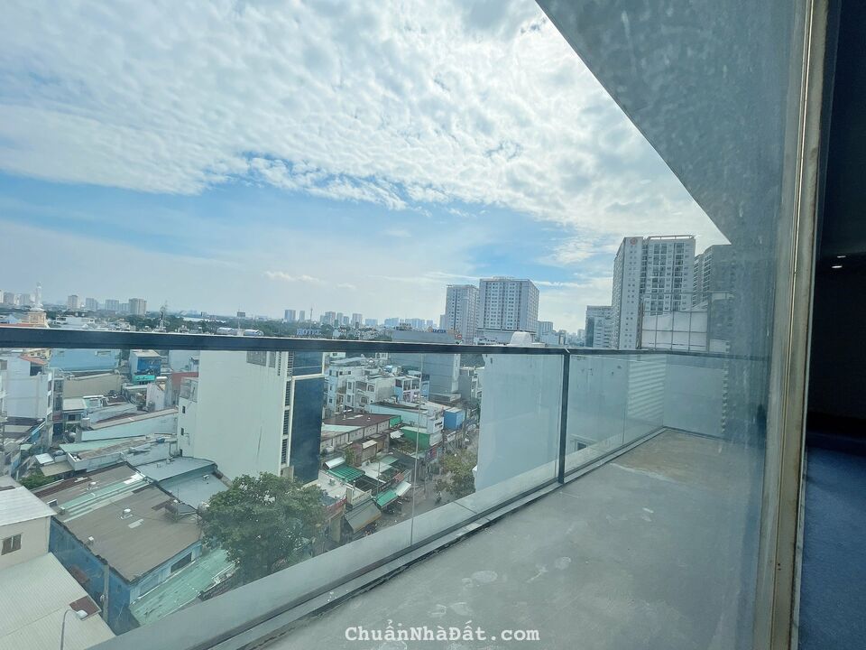 Văn Phòng Cho Thuê 155m2 giá chỉ 40tr/tháng - View kính, ban công thông thoáng tại Bình Thạnh