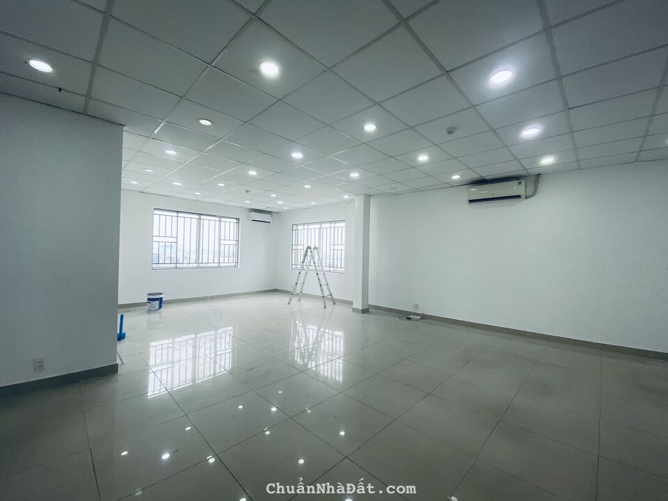 Cho thuê văn phòng 55 m2 Nguyễn Xí, Bình Thạnh giá chỉ 14 triệu/th !!!
