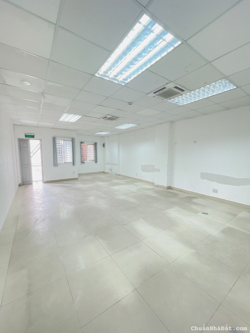 Cho thuê văn phòng sàn 45m2 đường Lê Trung Nghĩa (Khu K300), Phường 12, Quận Tân Bình